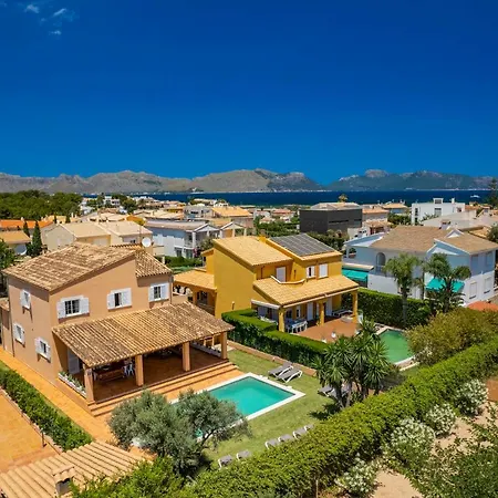 Joana Barcares For 10 With Swimming Pool Villa *