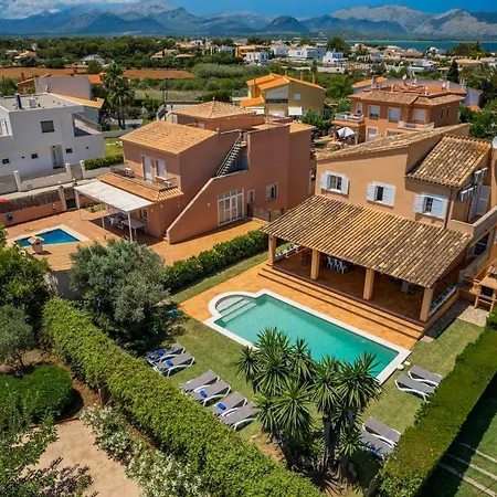 Joana Barcares For 10 With Swimming Pool *