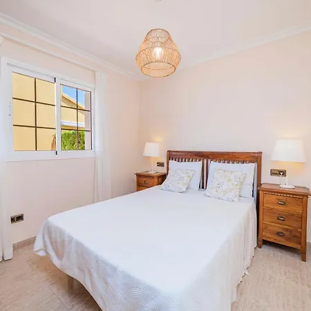 Villa Joana Barcares For 10 With Swimming Pool *