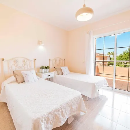 Villa Joana Barcares For 10 With Swimming Pool